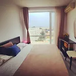 Atlantis Sea View Lejlighedshotel