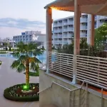 Atlantis Sea View Lejlighedshotel