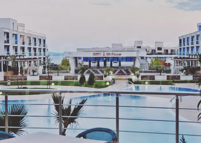 Апарт-отель Atlantis Sea View