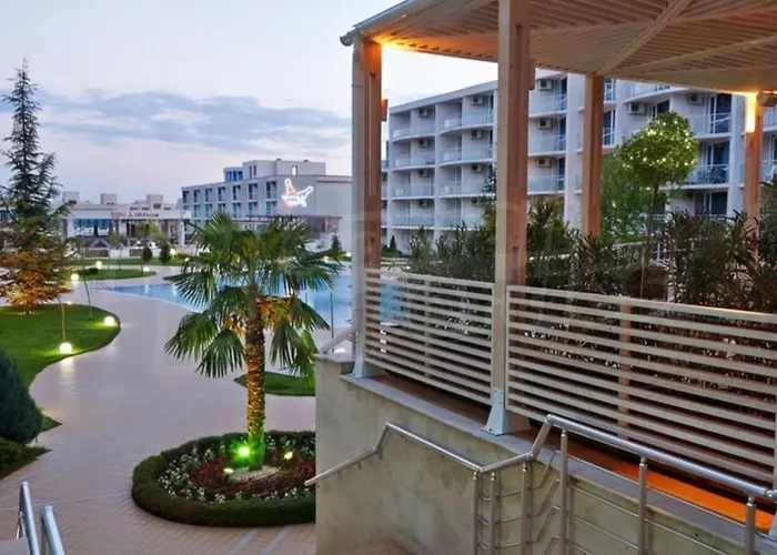 Atlantis Sea View Апарт-отель